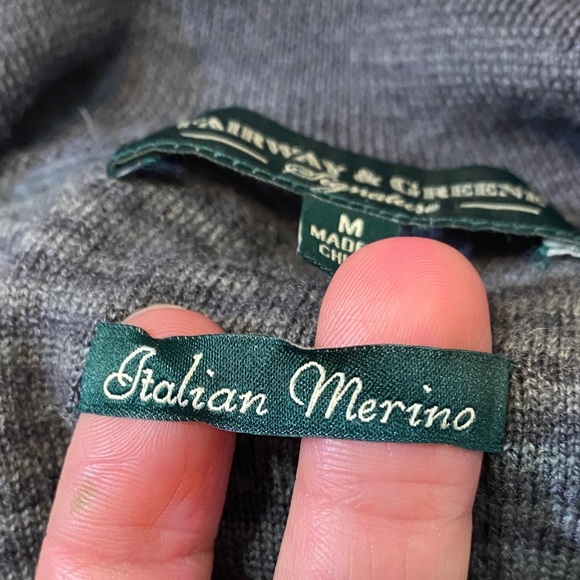 Fairway & Greene Italian Merino Wool Dark Gray V-Neck Sweater Vest - Picture 3 of 9